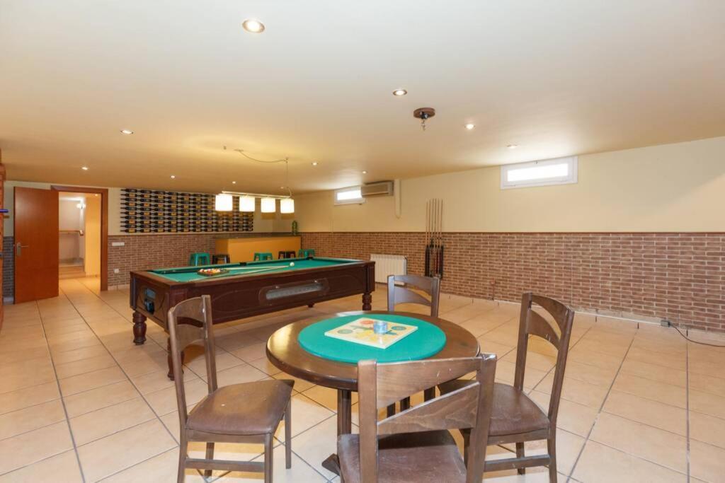 Villa Wine Experience Cambrils - Wine, Art & Games Extérieur photo